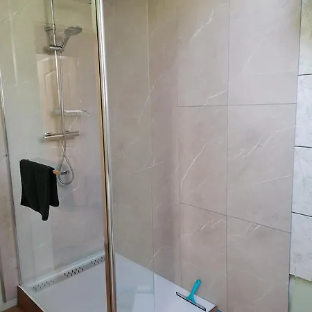 A Avec Garage Prive En Centre *