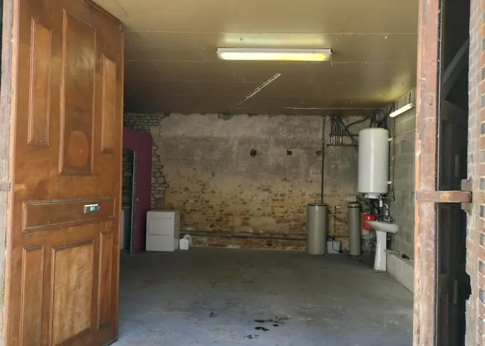 A Avec Garage Prive En Centre Sees