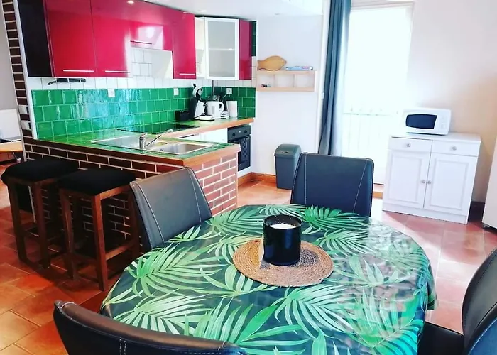 A Avec Garage Prive En Centre